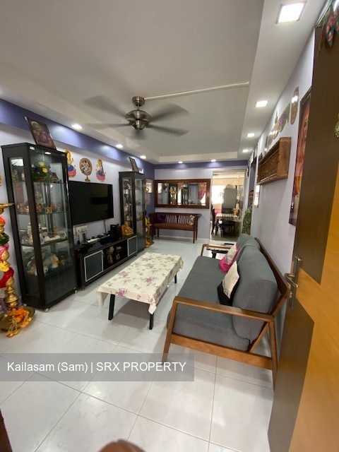 Yishun Avenue 5 thumbnail photo
